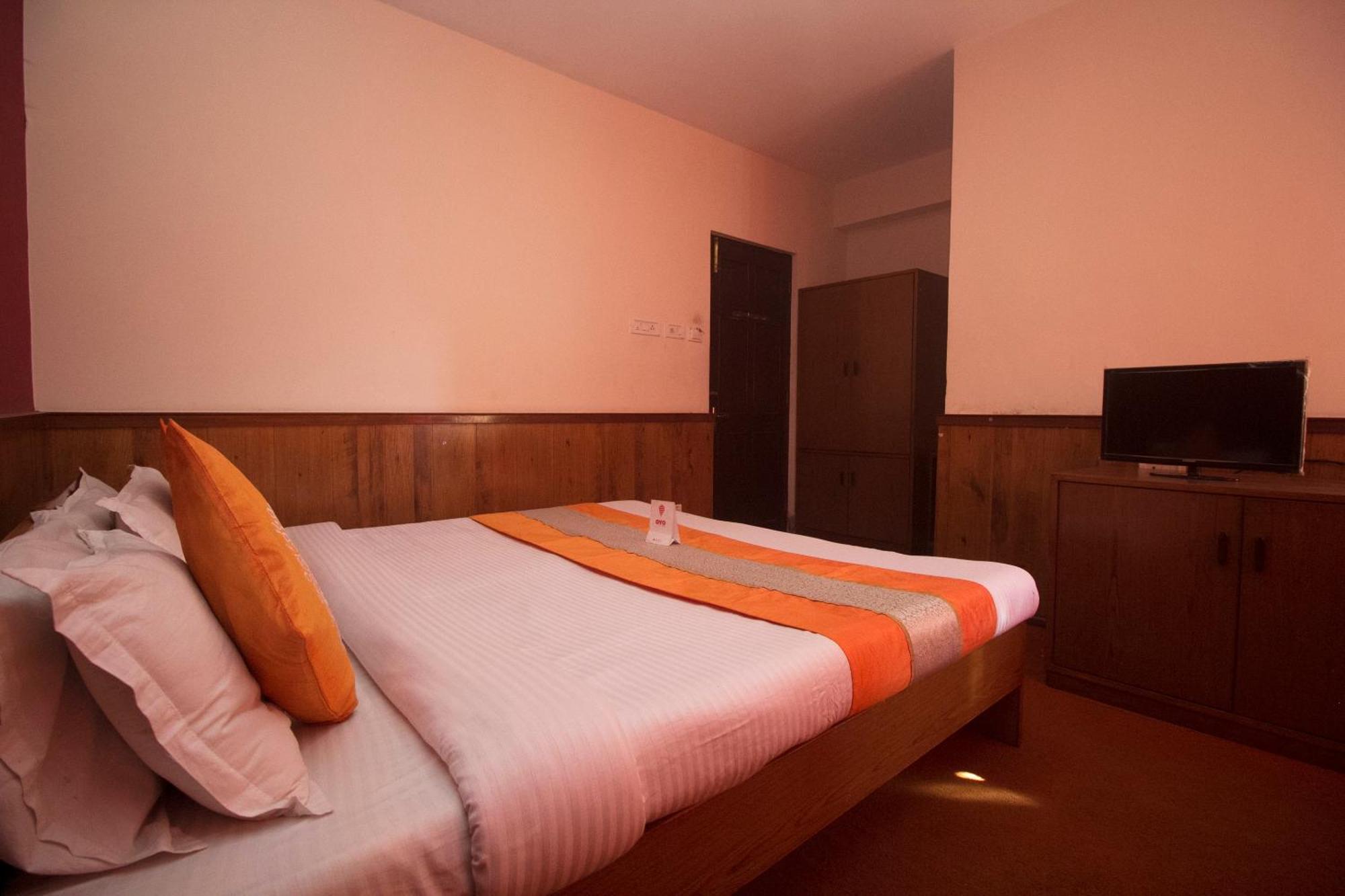 Oyo 10587 Vanjula Residency Gangtok Bagian luar foto