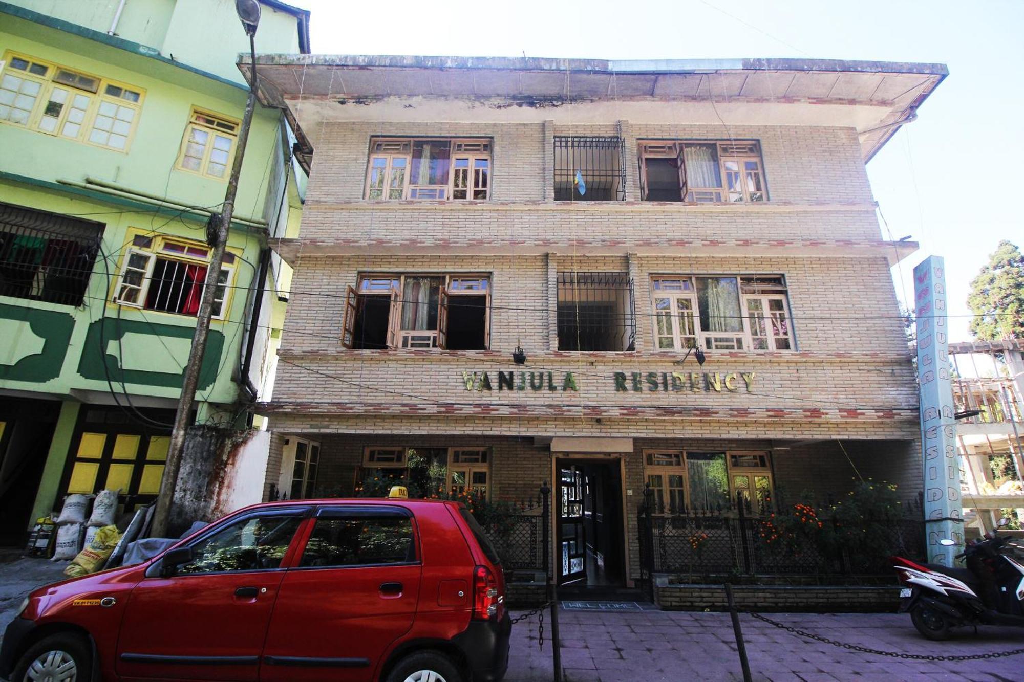 Oyo 10587 Vanjula Residency Gangtok Bagian luar foto